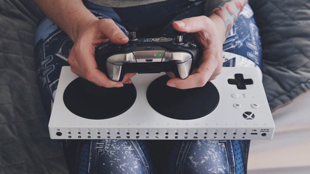 Game Control Pad and Game Controller